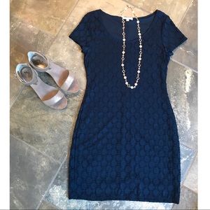 NWOT Isaac Mizrahi Navy lace dress - Medium